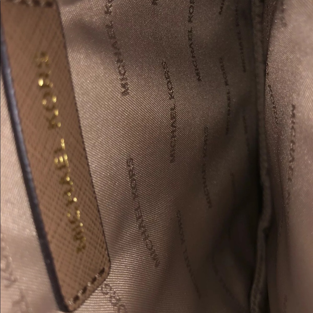 Michael kors bag - Picture 2 of 4